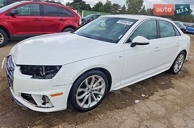 Седан Audi A4 2018 в Киеве
