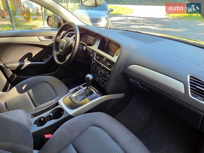 Універсал Audi A4 2011 в Радивиліві
