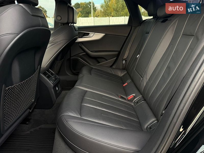 Седан Audi A4 2016 в Виннице