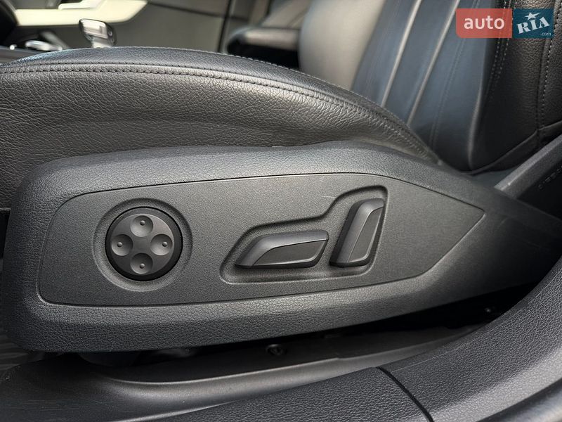 Седан Audi A4 2016 в Виннице