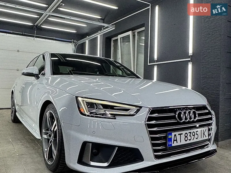 Audi A4 2019