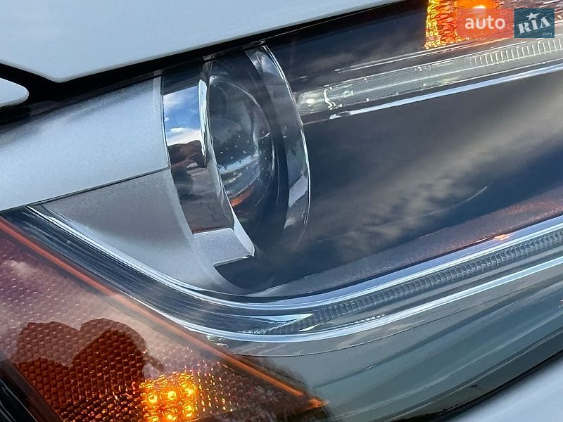 Седан Audi A4 2014 в Дрогобыче