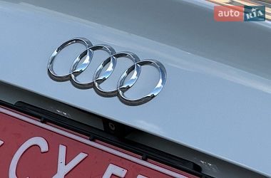 Седан Audi A4 2014 в Дрогобыче