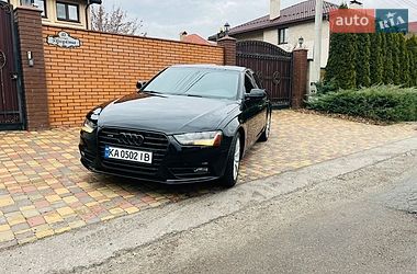 Седан Audi A4 2014 в Києві