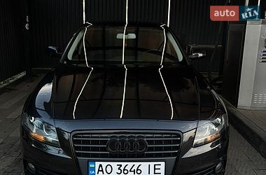 Седан Audi A4 2011 в Виноградове