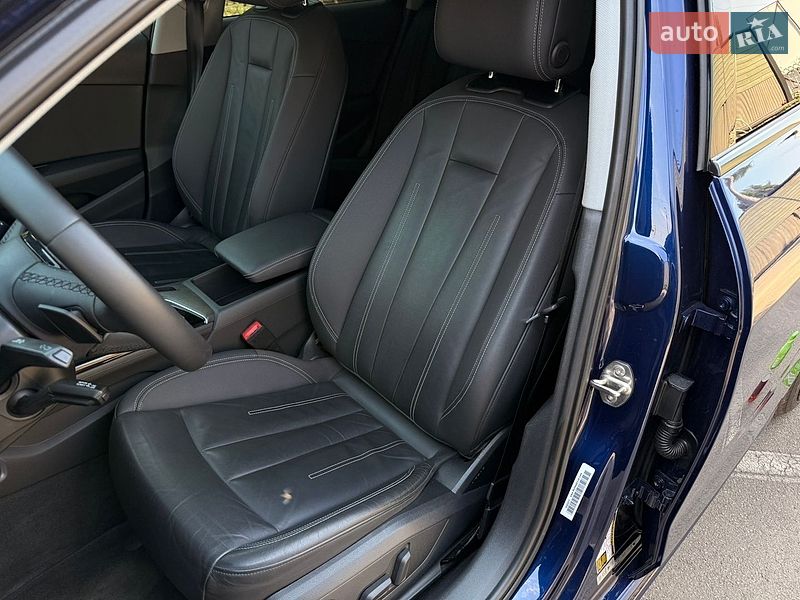 Седан Audi A4 2020 в Вінниці