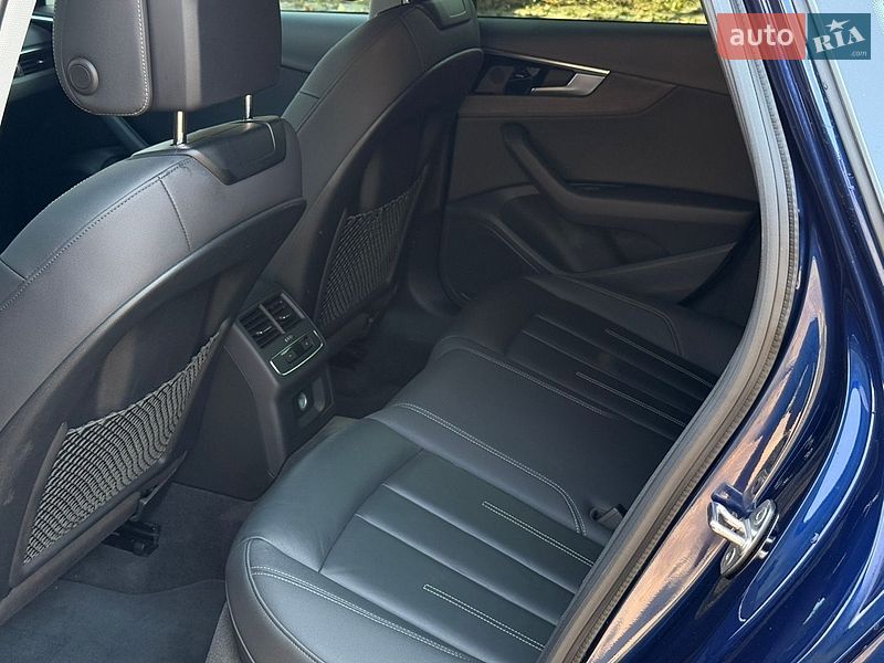 Седан Audi A4 2020 в Вінниці