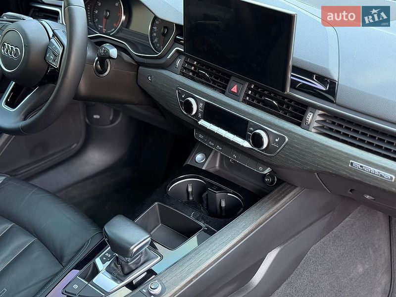 Седан Audi A4 2020 в Вінниці