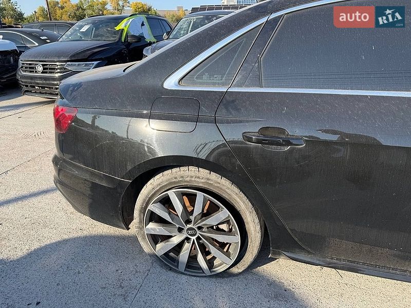Седан Audi A4 2023 в Києві