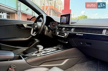 Седан Audi A4 2017 в Києві