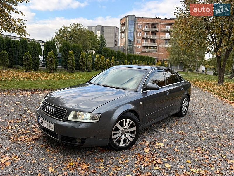 Седан Audi A4 2001 в Хмельницком