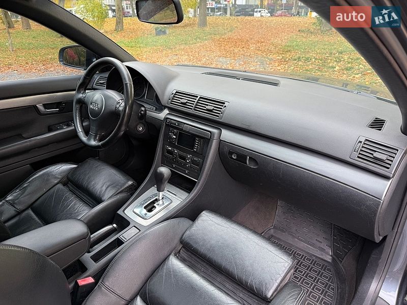 Седан Audi A4 2001 в Хмельницком