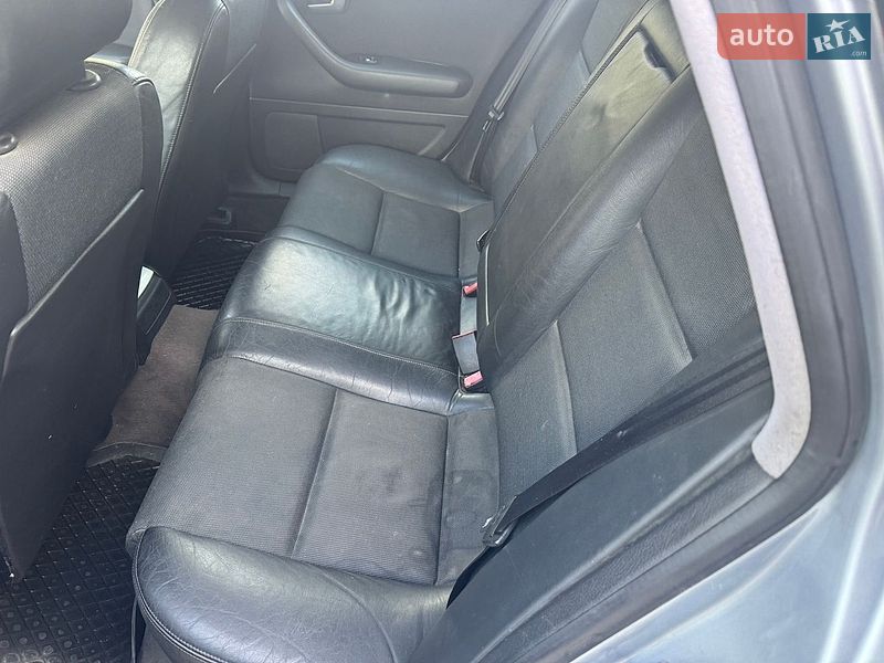 Седан Audi A4 2002 в Красилові