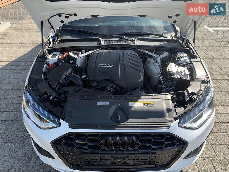 Седан Audi A4 2023 в Києві