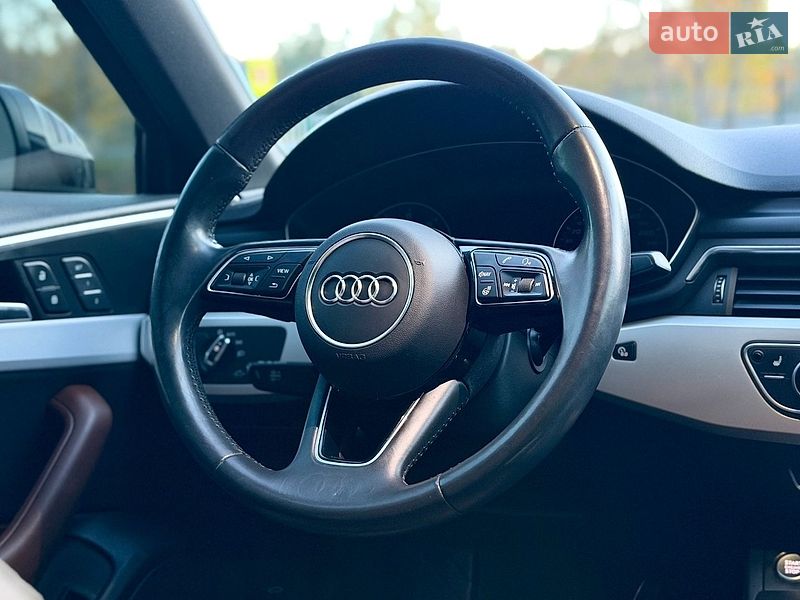 Седан Audi A4 2018 в Тернополе