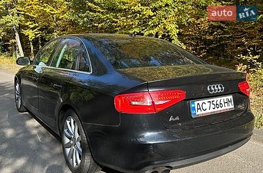 Седан Audi A4 2012 в Луцьку
