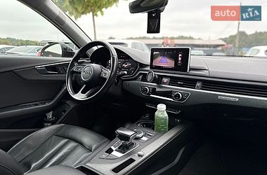 Седан Audi A4 2016 в Львові