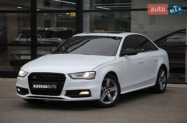 Седан Audi A4 2015 в Харькове