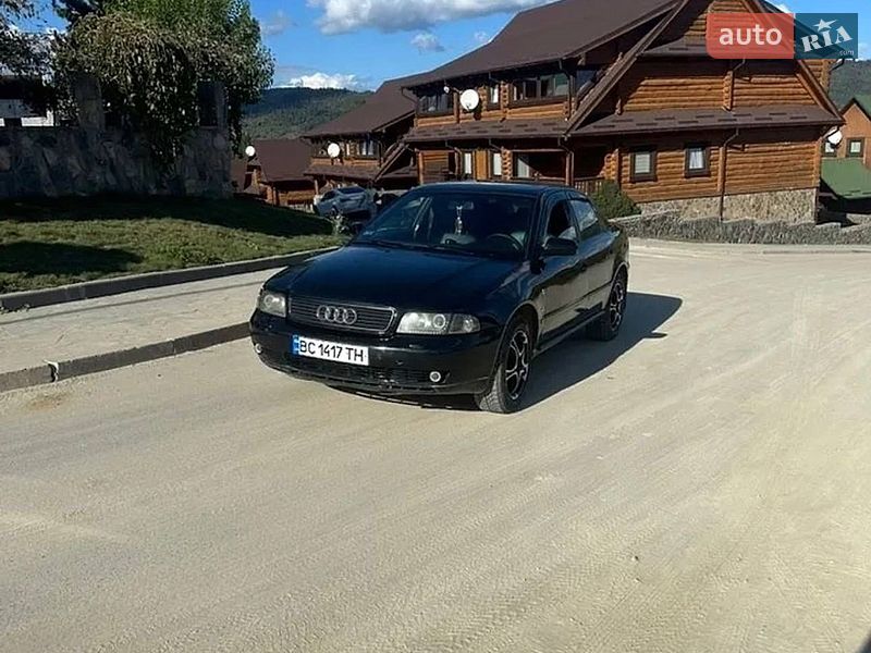 Седан Audi A4 1996 в Львове
