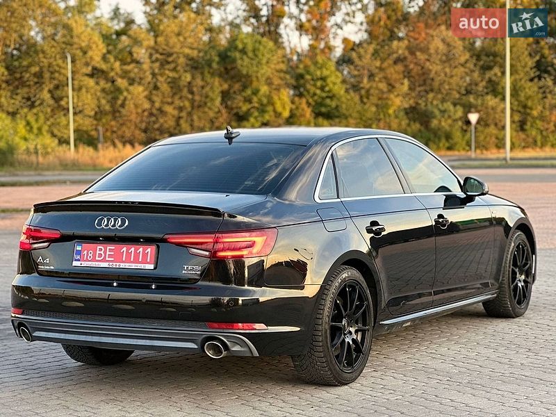 Седан Audi A4 2018 в Бродах