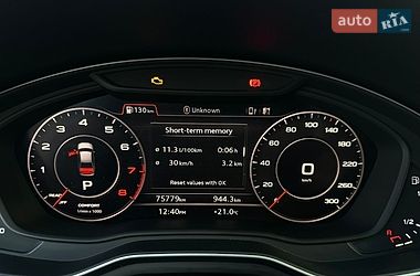Седан Audi A4 2018 в Бродах