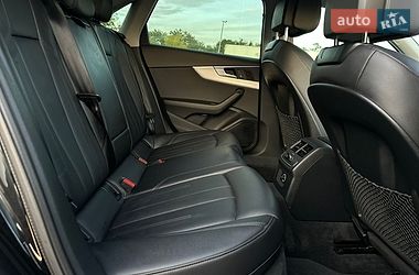 Седан Audi A4 2018 в Бродах