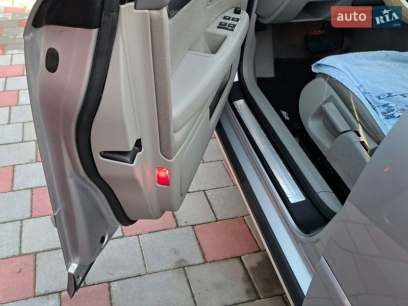 Седан Audi A4 2005 в Снятині