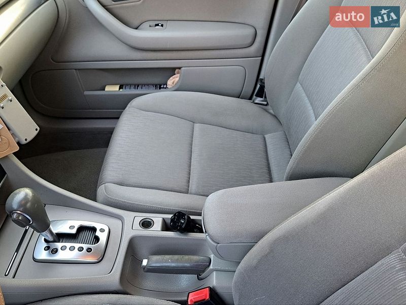 Седан Audi A4 2005 в Снятині