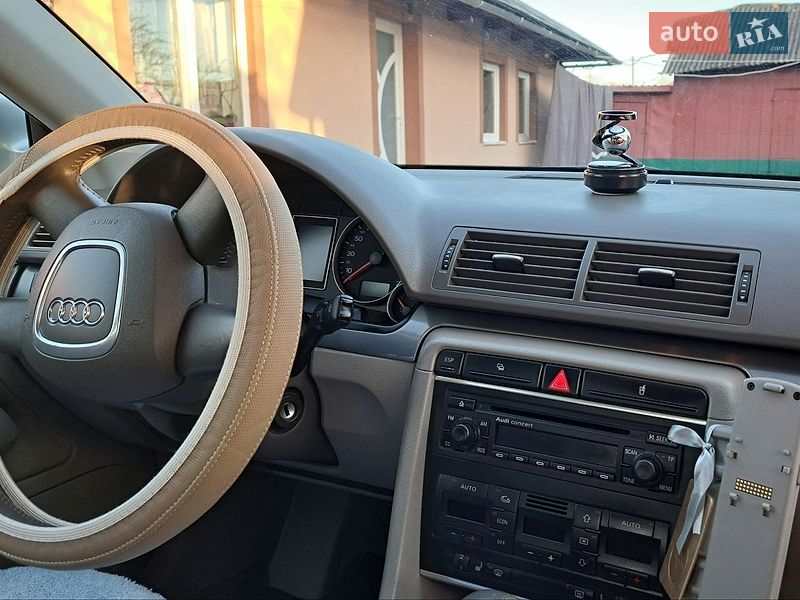 Седан Audi A4 2005 в Снятині
