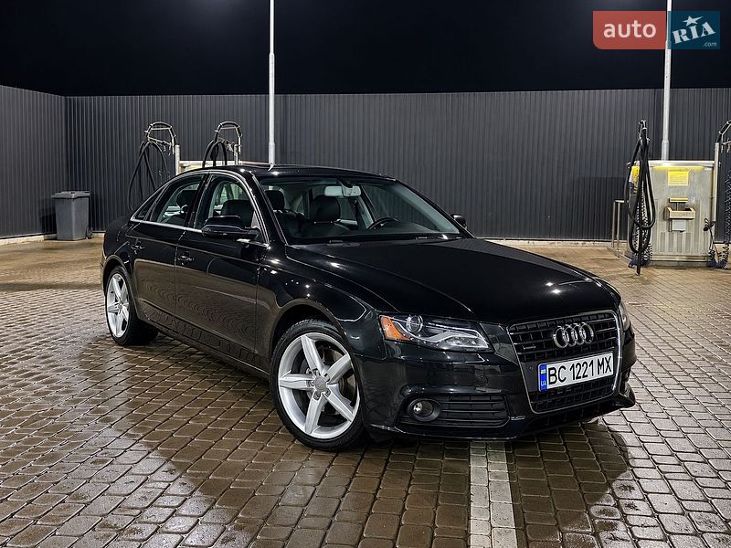 Седан Audi A4 2010 в Львове