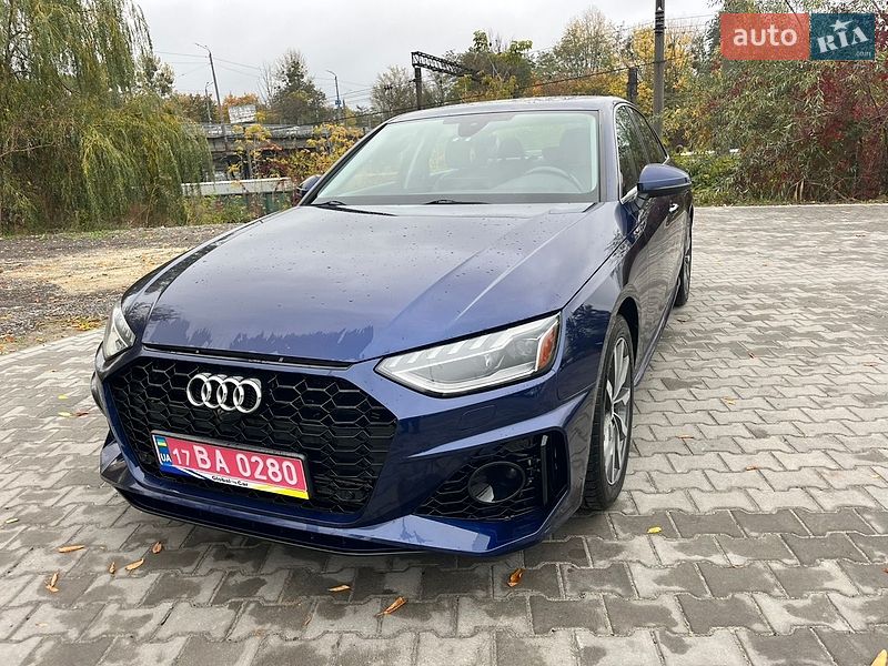 Седан Audi A4 2021 в Львові