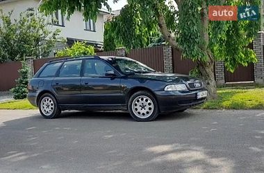 Универсал Audi A4 1998 в Киеве фото Универсал Audi A4 1998 в Киеве