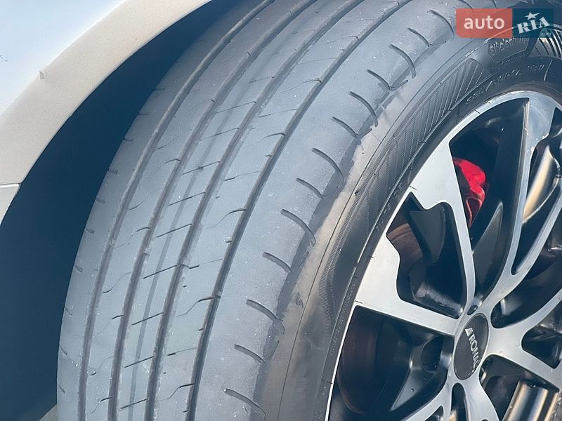 Универсал Audi A4 2010 в Хусте