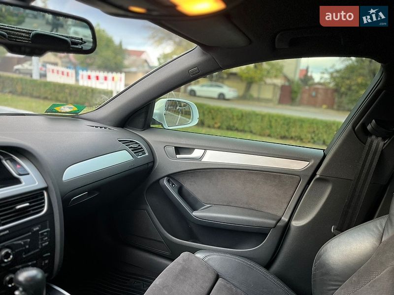 Седан Audi A4 2010 в Одесі