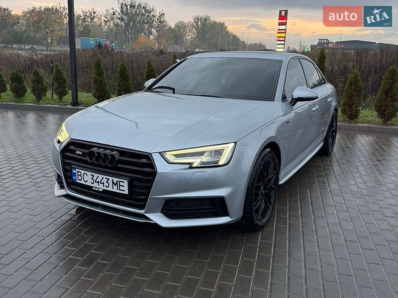 Седан Audi A4 2017 в Золочеве