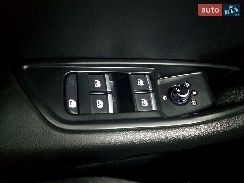 Седан Audi A4 2017 в Хмельницком