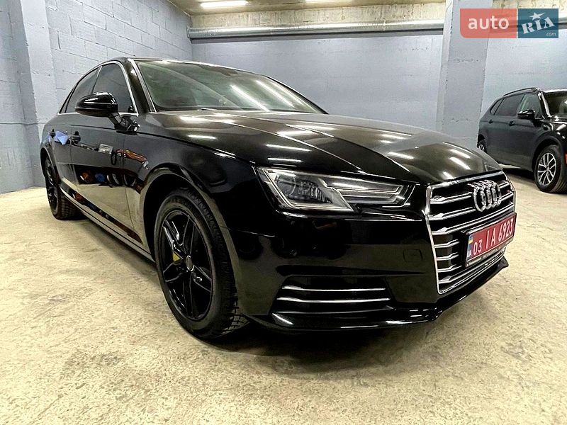 Седан Audi A4 2017 в Хмельницком