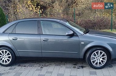 Седан Audi A4 2003 в Нижних Воротах