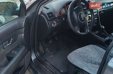 Седан Audi A4 2003 в Нижних Воротах