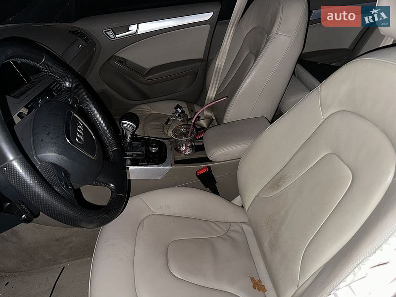 Седан Audi A4 2011 в Ірпені