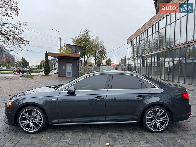 Седан Audi A4 2018 в Рівному
