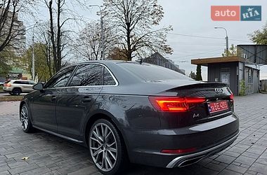 Седан Audi A4 2018 в Рівному