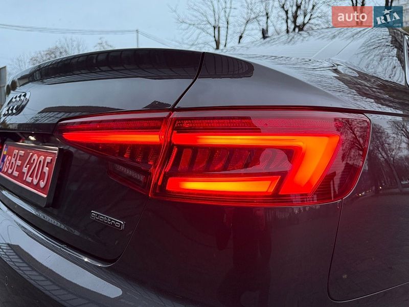 Седан Audi A4 2018 в Рівному
