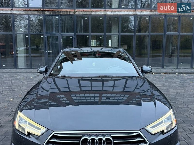 Седан Audi A4 2018 в Рівному