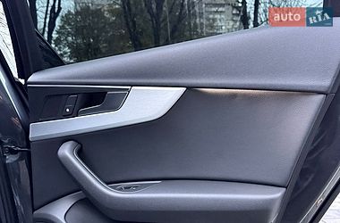 Седан Audi A4 2018 в Рівному