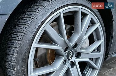 Седан Audi A4 2018 в Рівному