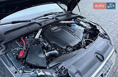 Седан Audi A4 2018 в Рівному