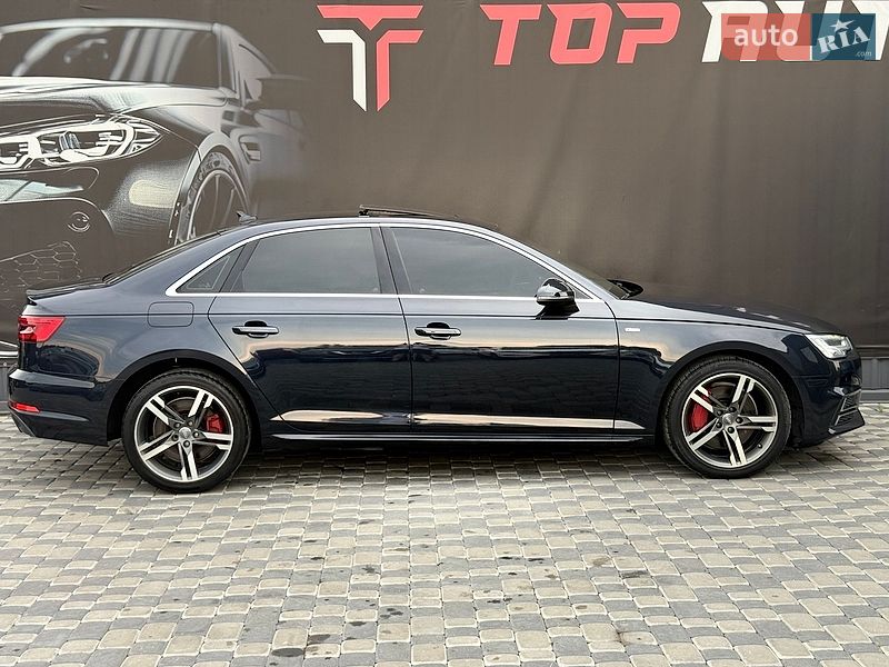 Седан Audi A4 2017 в Львове