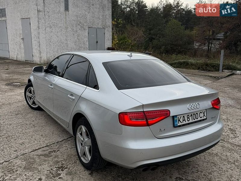 Седан Audi A4 2013 в Кам'янському