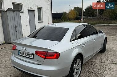 Седан Audi A4 2013 в Кам'янському